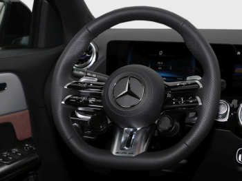 Mercedes-Benz Mercedes-AMG GLA 35 4MATIC Night Distronic AHK