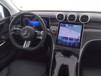 Mercedes-Benz GLC 400 e 4M AMG MBUX Distronic Panorama AHK 360°