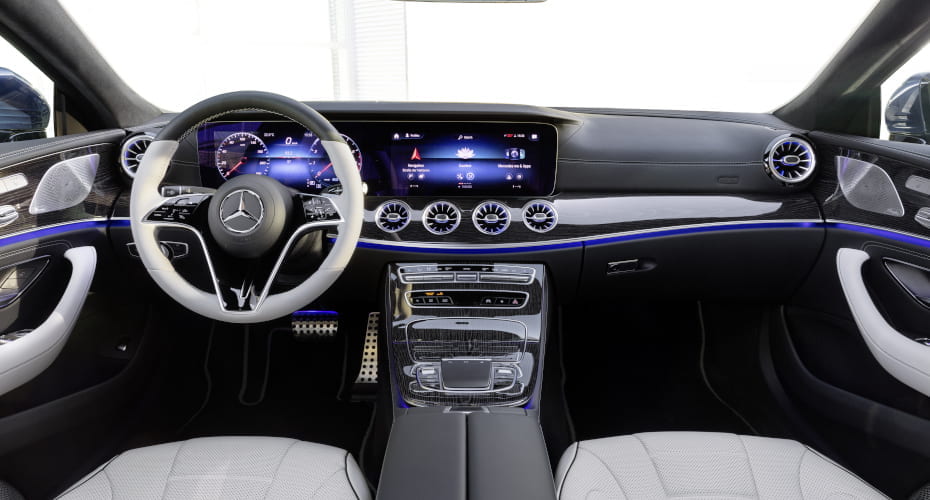 Cockpit des Mercedes-Benz CLS