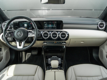 Mercedes-Benz CLA 250 e SB Progressive MBUX Navi+ Panorama 360°