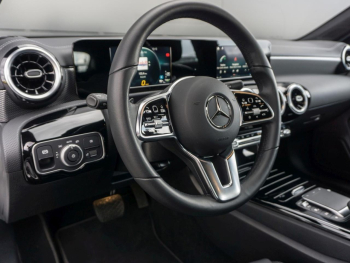 Mercedes-Benz CLA 250 e SB Progressive MBUX Navi+ Kamera LED