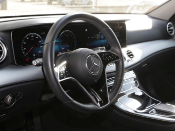 Mercedes-Benz E 300 e T Avantgarde Night MBUX Navi LED Kamera