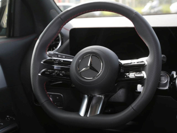 Mercedes-Benz EQA 250 AMG MBUX Navi Panorama Totwinkel Kamera