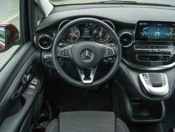 Mercedes-Benz EQV 300 L Navi LED Airmatic Kamera Spurhalte