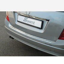Abbildung Ladekantenschutz C-Klasse W204 | in Edelstahl von Sch&auml;tz Tuning | f&uuml;r Mercedes T-Modell