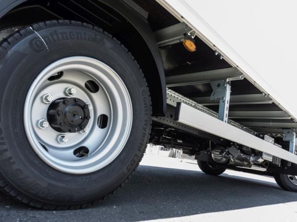 FUSO Canter 7C18 AMT Koffer/LBW 3,25t Nutzlast Klima FUSO Canter 7C18 AMT Koffer/LBW 3,25t Nutzlast Klima