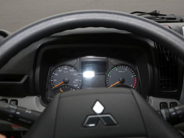 FUSO Canter 7C18 JUNGE Koffer/LBW LED Klima Bluetooth FUSO Canter 7C18 JUNGE Koffer/LBW LED Klima Bluetooth