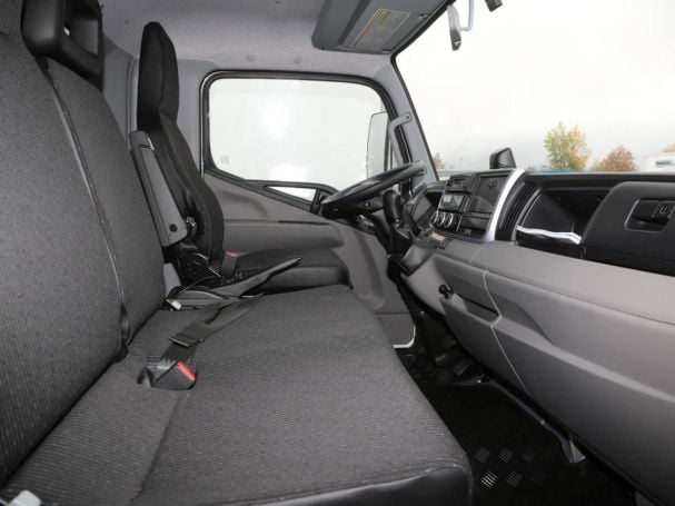 FUSO Canter 7C18 JUNGE Koffer/LBW LED Klima Bluetooth FUSO Canter 7C18 JUNGE Koffer/LBW LED Klima Bluetooth