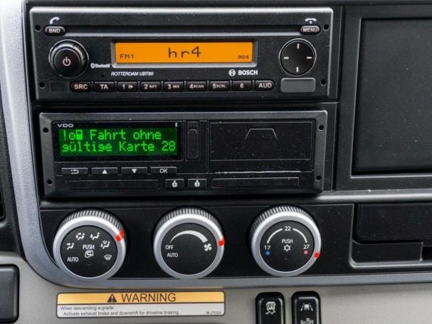 FUSO Canter 7C18 JUNGE Koffer/LBW Klima Schwingsitz