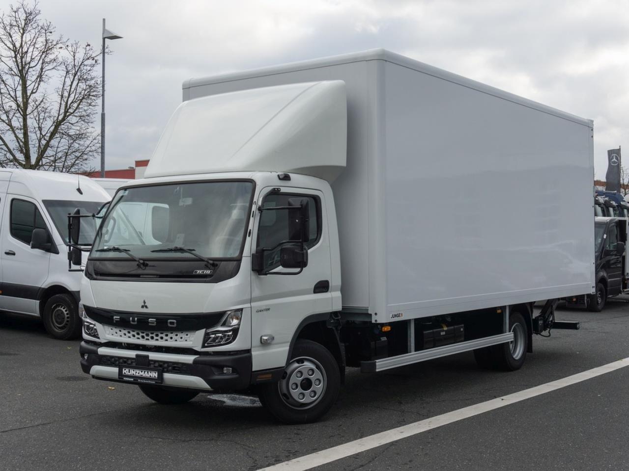 FUSO Canter 7C18 JUNGE Koffer/LBW Klima Schwingsitz