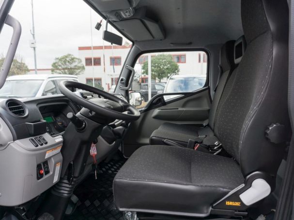 FUSO Canter 7C18 JUNGE Koffer/LBW Klima Schwingsitz FUSO Canter 7C18 JUNGE Koffer/LBW Klima Schwingsitz