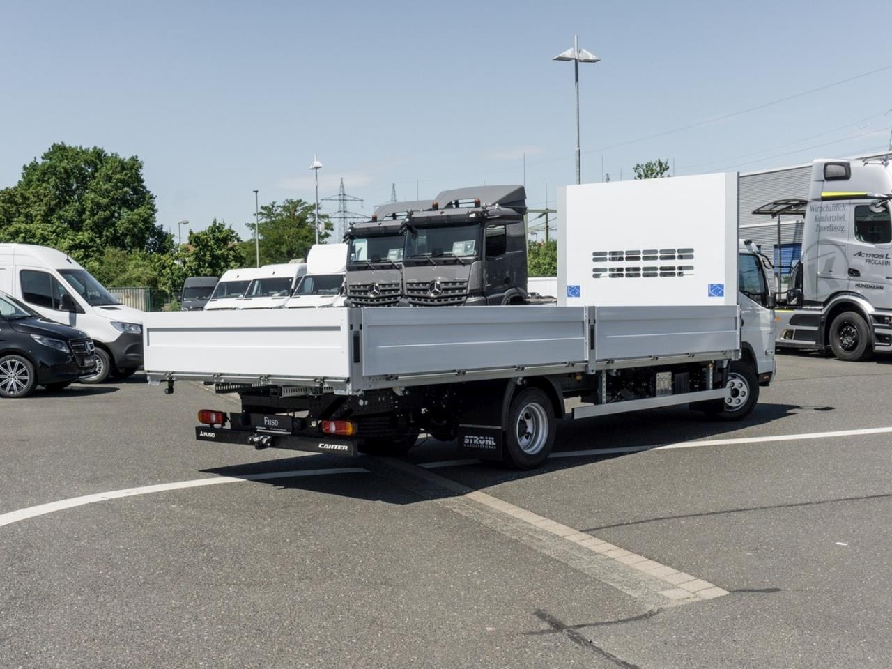 FUSO Canter 9C18 AMT Gerüstbaupritsche zGG 7,49t
