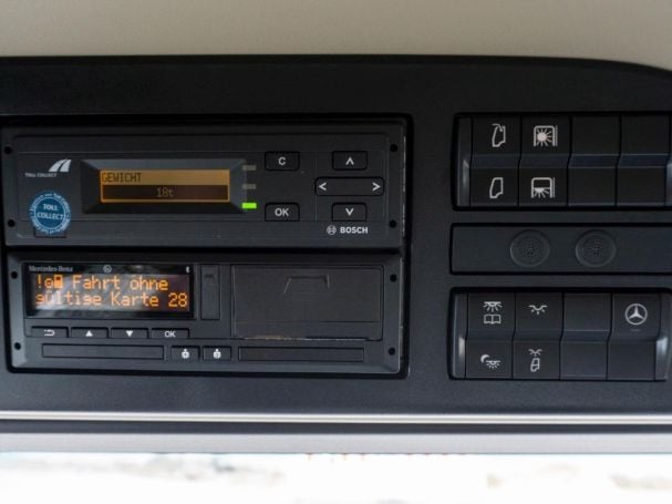 Mercedes-Benz Actros 1848 LS Edition Standklima Lampenbügel