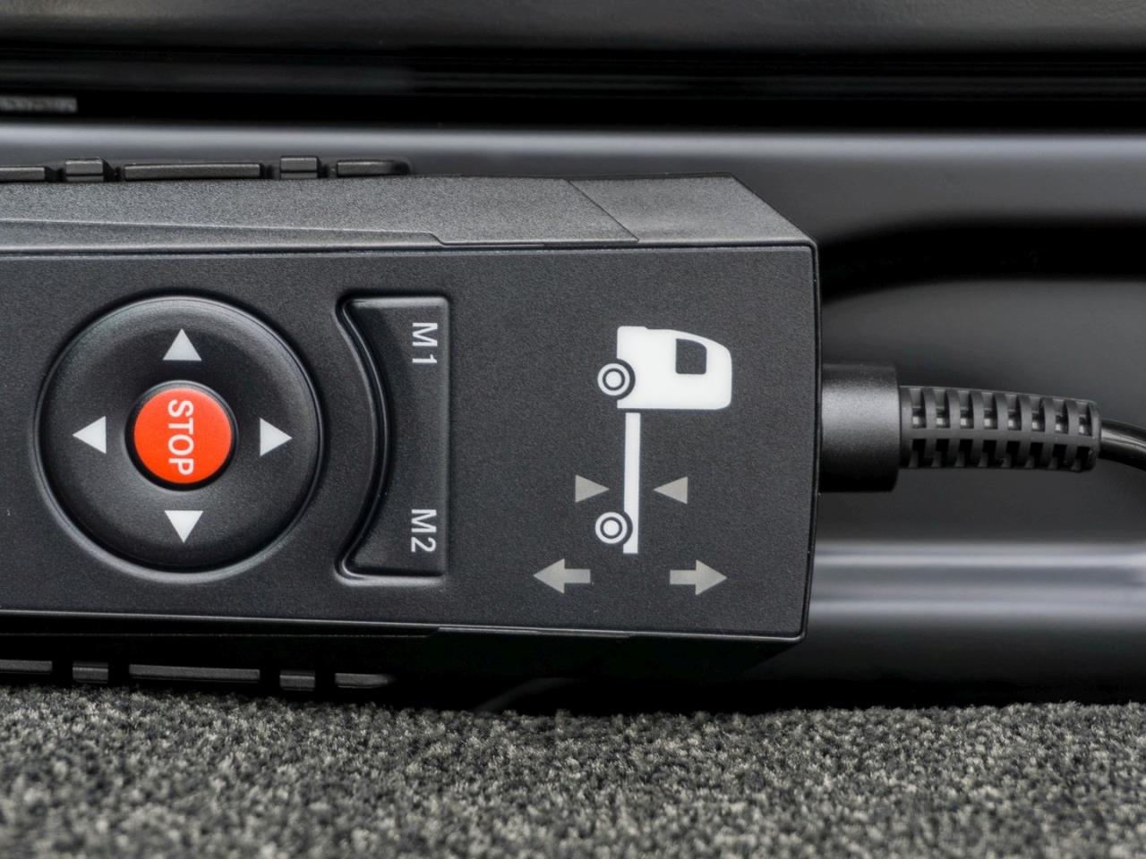 Mercedes-Benz Actros 1848 LS Edition Standklima Lampenbügel