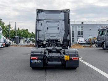 Mercedes-Benz Actros 1848 LS Edition Standklima Lampenbügel
