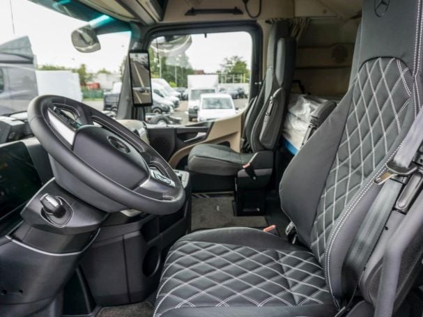 Mercedes-Benz Actros 1848 LS Edition Standklima Lampenbügel