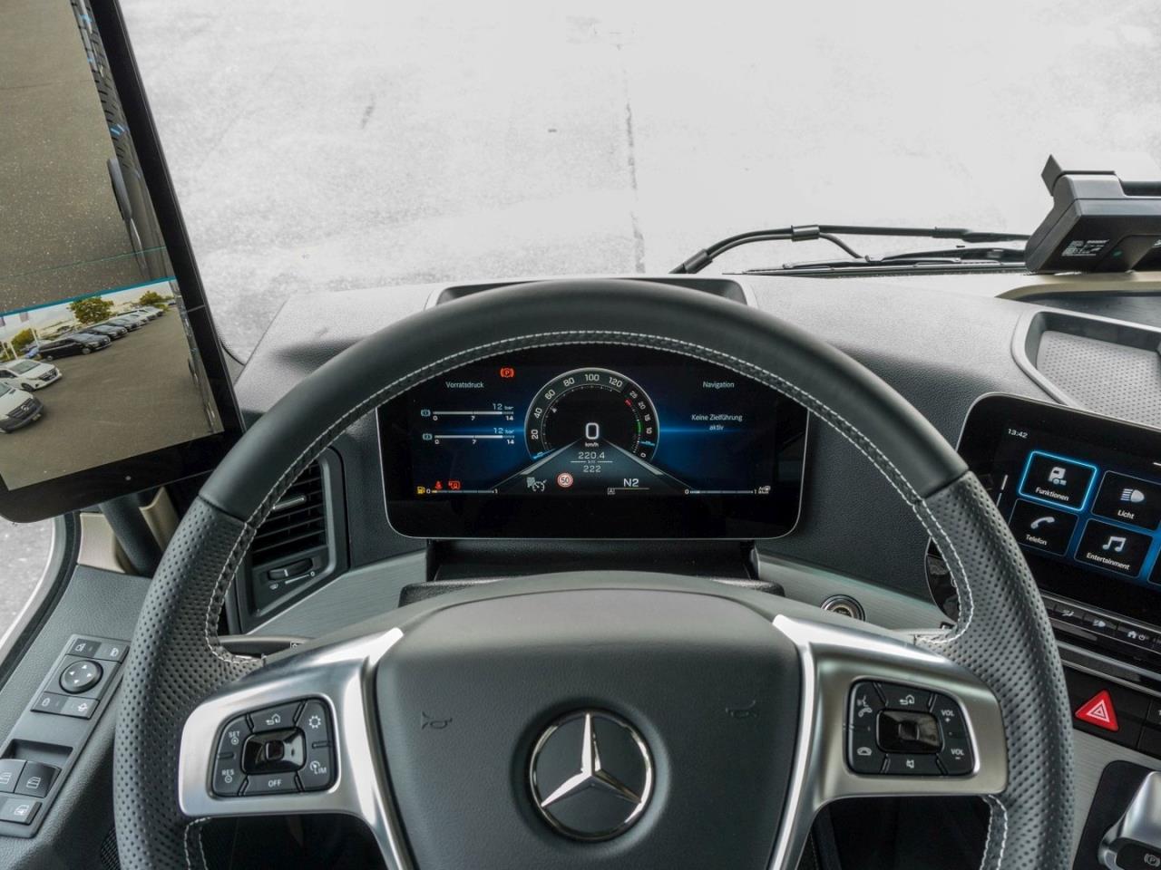 Mercedes-Benz Actros 1848 LS Edition Standklima Lampenbügel