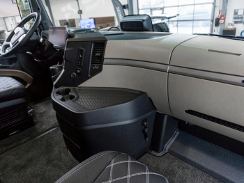 Mercedes-Benz Actros 1851 LS GigaSpace Standheizung Schiebedach