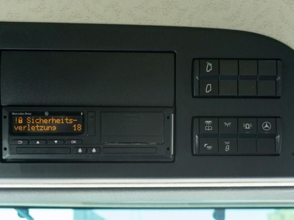Mercedes-Benz 2551 L HAD LED Komfort-Schwingsitz Standhzg Mercedes-Benz 2551 L HAD LED Komfort-Schwingsitz Standhzg