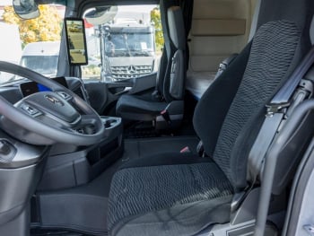 Mercedes-Benz 2551 L HAD LED Komfort-Schwingsitz Standhzg