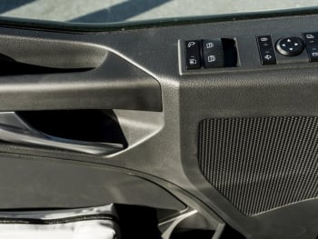 Mercedes-Benz 2551 L HAD LED Komfort-Schwingsitz Standhzg