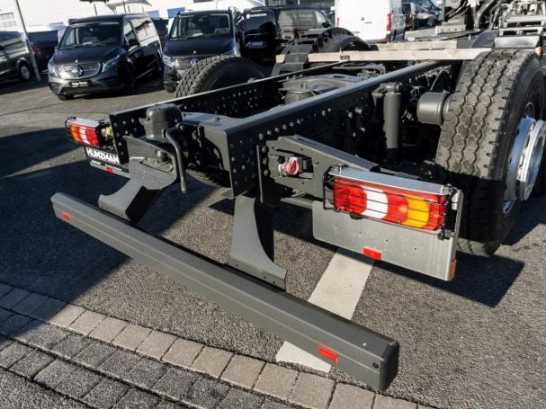 Mercedes-Benz 2551 L HAD LED Komfort-Schwingsitz Standhzg Mercedes-Benz 2551 L HAD LED Komfort-Schwingsitz Standhzg