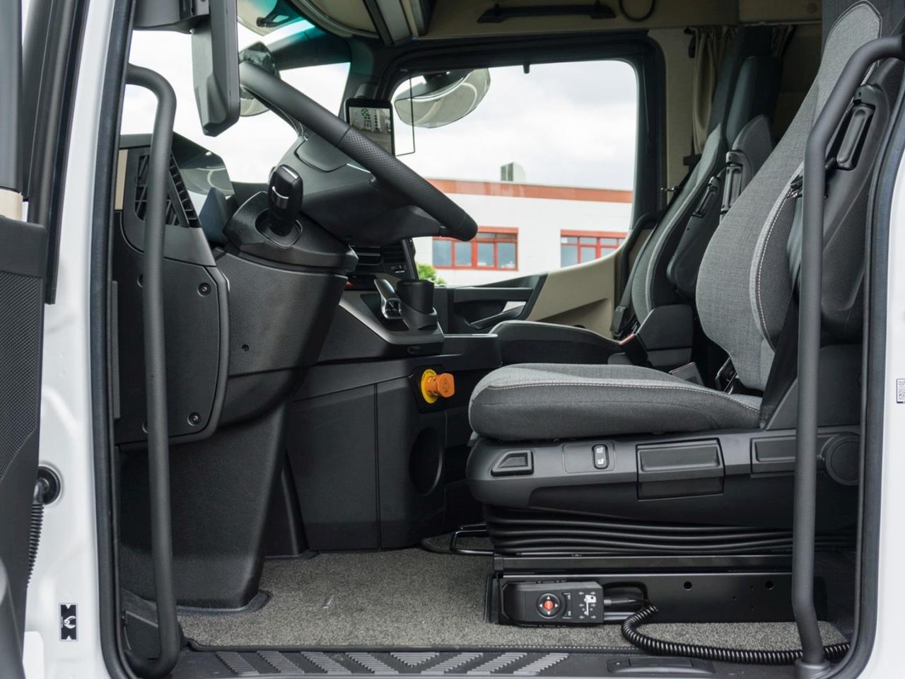 Mercedes-Benz eActros 600 LS BigSpace 600kWh Vorrüs. Nebenabtrieb