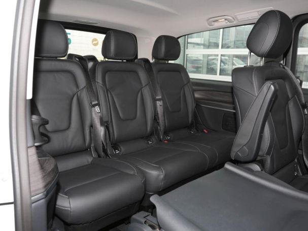Mercedes-Benz EQV 300 AVANTGARDE Lang MBUX Navi Distronic 360° Mercedes-Benz EQV 300 AVANTGARDE Lang MBUX Navi Distronic 360°