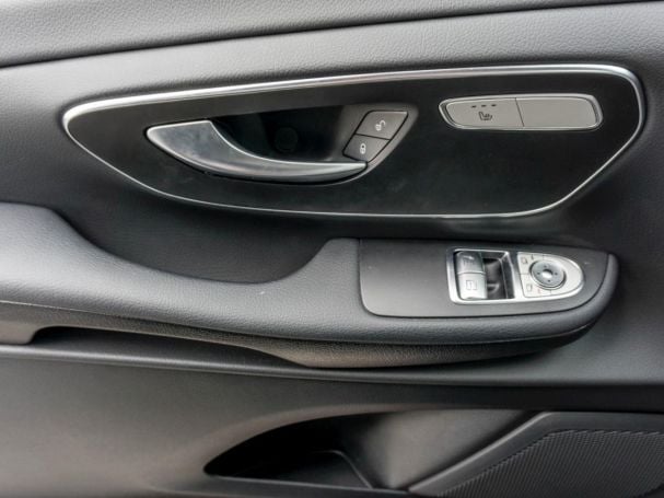 Mercedes-Benz EQV 300 Lang MBUXNavi Distronic Kamera Easy-Pack Mercedes-Benz EQV 300 Lang MBUXNavi Distronic Kamera Easy-Pack
