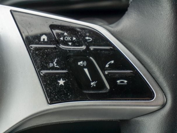 Mercedes-Benz EQV 300 Lang MBUXNavi Distronic NP 87.723 €