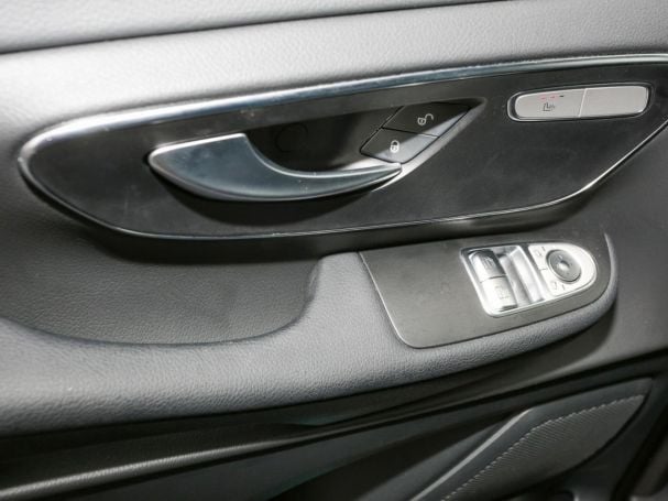 Mercedes-Benz EQV 300 Lang MBUX Distronic Totwinkel Easy-Pack Mercedes-Benz EQV 300 Lang MBUX Distronic Totwinkel Easy-Pack