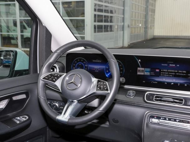 Mercedes-Benz EQV 300 Lang MBUX Distronic Totwinkel Easy-Pack Mercedes-Benz EQV 300 Lang MBUX Distronic Totwinkel Easy-Pack