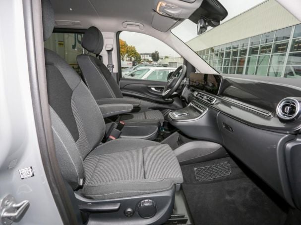 Mercedes-Benz EQV 300 Lang MBUX Distronic Totwinkel Easy-Pack Mercedes-Benz EQV 300 Lang MBUX Distronic Totwinkel Easy-Pack