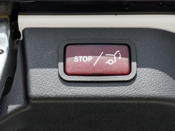 Mercedes-Benz EQV 300 Lang MBUX Distronic EasyPack Totwinkel Mercedes-Benz EQV 300 Lang MBUX Distronic EasyPack Totwinkel