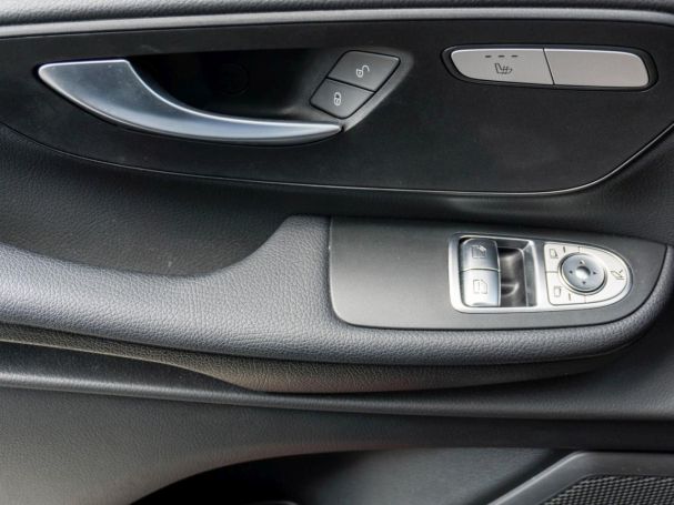 Mercedes-Benz EQV 300 Lang MBUX Navi Distronic Spiegel-Paket Mercedes-Benz EQV 300 Lang MBUX Navi Distronic Spiegel-Paket