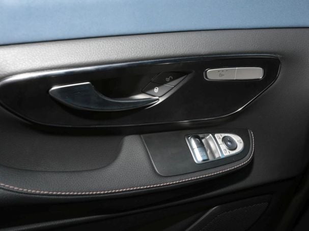 Mercedes-Benz EQV 300 Lang AMG MBUX Distronic 360° Totwinkel Mercedes-Benz EQV 300 Lang AMG MBUX Distronic 360° Totwinkel