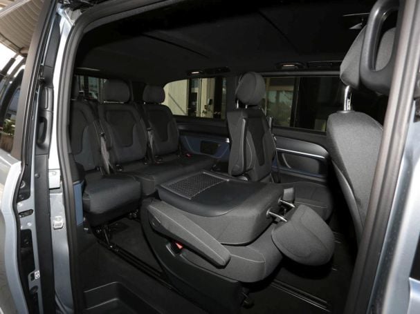 Mercedes-Benz EQV 300 Lang AMG MBUX Distronic 360° Totwinkel Mercedes-Benz EQV 300 Lang AMG MBUX Distronic 360° Totwinkel