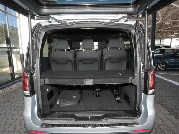 Mercedes-Benz EQV 300 Lang AMG MBUX Distronic 360° Totwinkel Mercedes-Benz EQV 300 Lang AMG MBUX Distronic 360° Totwinkel