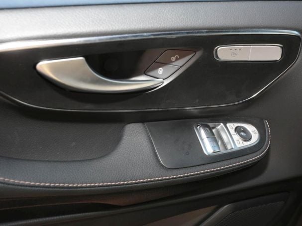 Mercedes-Benz EQV 300 Lang MBUX Navi Distronic Totwinkel Mercedes-Benz EQV 300 Lang MBUX Navi Distronic Totwinkel