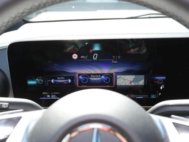 Mercedes-Benz EQV 300 Lang MBUX Navi Distronic NP 99.624 €