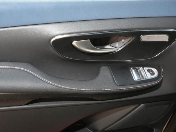 Mercedes-Benz EQV 300 Lang MBUX Navi Distronic Totwinkel Mercedes-Benz EQV 300 Lang MBUX Navi Distronic Totwinkel