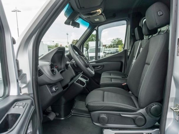 Mercedes-Benz Sprinter 216 CDI Tourer Standard Navi Standhzg Mercedes-Benz Sprinter 216 CDI Tourer Standard Navi Standhzg