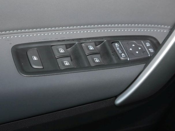 Mercedes-Benz T 180 d MBUX Navi+ AHK Kamera Spiegel-Paket Mercedes-Benz T 180 d MBUX Navi+ AHK Kamera Spiegel-Paket