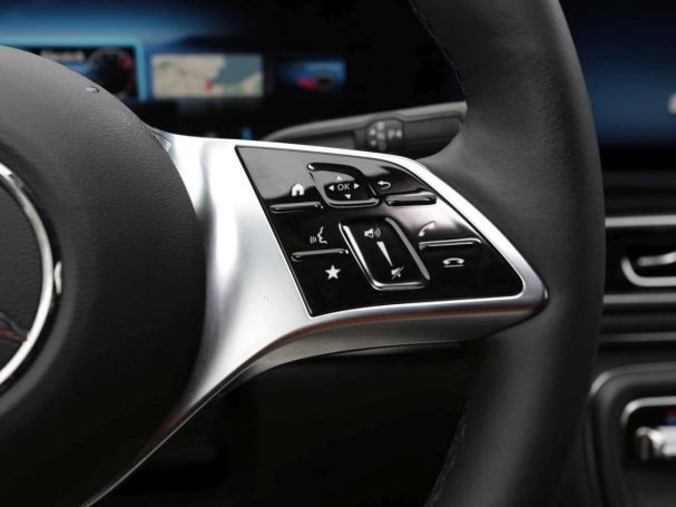 Mercedes-Benz V 220 d 4MATIC STYLE Lang AMG Distronic 360° AHK