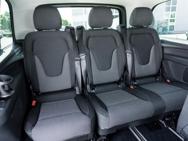 Mercedes-Benz V 220 d STYLE Lang Navi Distronic Totwinkel AHK Mercedes-Benz V 220 d STYLE Lang Navi Distronic Totwinkel AHK