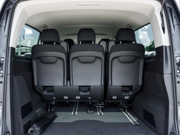 Mercedes-Benz V 220 d STYLE Lang Navi Distronic Totwinkel AHK Mercedes-Benz V 220 d STYLE Lang Navi Distronic Totwinkel AHK