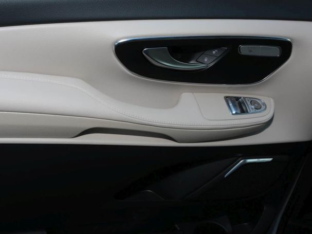 Mercedes-Benz V 250 d 4M AVANTGARDE Lang Panorama AHK 360° Mercedes-Benz V 250 d 4M AVANTGARDE Lang Panorama AHK 360°