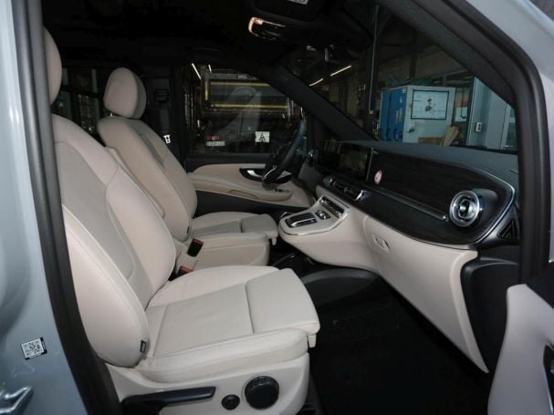 Mercedes-Benz V 250 d 4M AVANTGARDE Lang Panorama AHK 360° Mercedes-Benz V 250 d 4M AVANTGARDE Lang Panorama AHK 360°