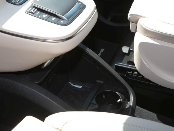 Mercedes-Benz V 250 d 4M AVANTGARDE Lang AMG Distronic AHK Mercedes-Benz V 250 d 4M AVANTGARDE Lang AMG Distronic AHK