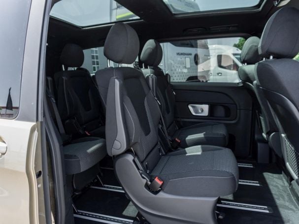 Mercedes-Benz V 250 d 4MATIC STYLE Lang Navi Distronic Panorama Mercedes-Benz V 250 d 4MATIC STYLE Lang Navi Distronic Panorama